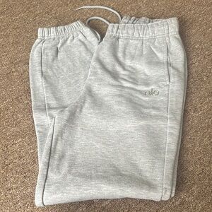 ALO Yoga Gray Jogger Pants
